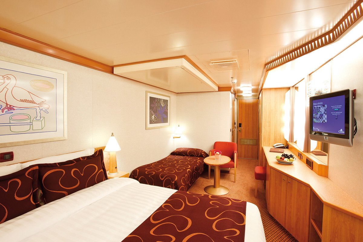 costa_fascinosa_kabina_z_oknem