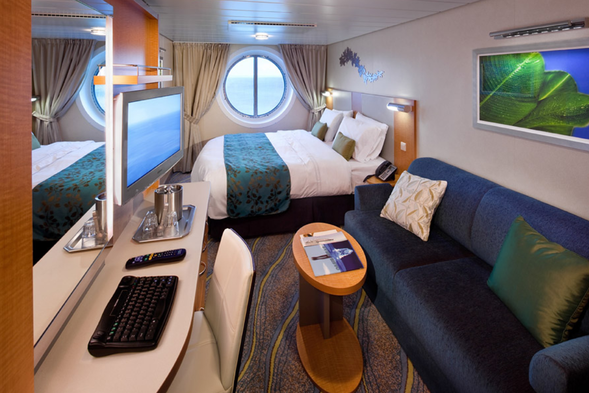 royal_allure_kabina_z_oknem